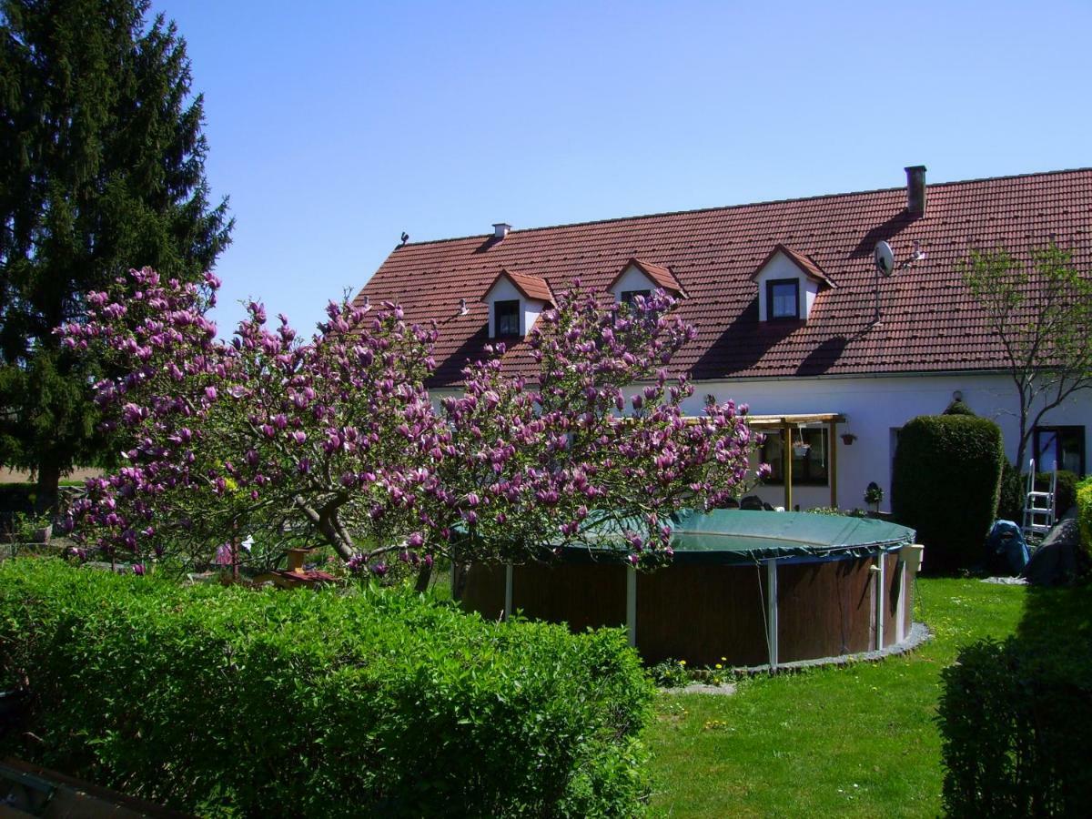 Gaestehaus Brueckler Hotel Jennersdorf Exterior photo